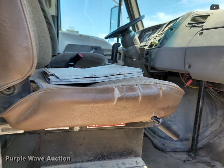 image for item NZ9972 1999 Sterling  LT9511 dump truck