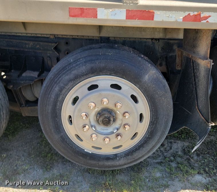 image for item NZ9972 1999 Sterling  LT9511 dump truck