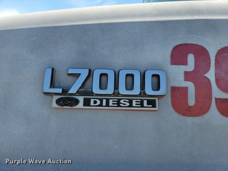 image for item NZ9973 1988 Ford  L7000 dump truck