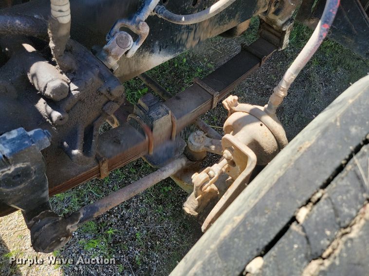 image for item NZ9973 1988 Ford  L7000 dump truck