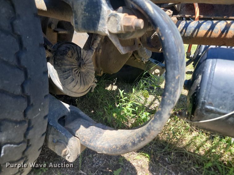 image for item NZ9974 2007 Kenworth  T800 semi truck