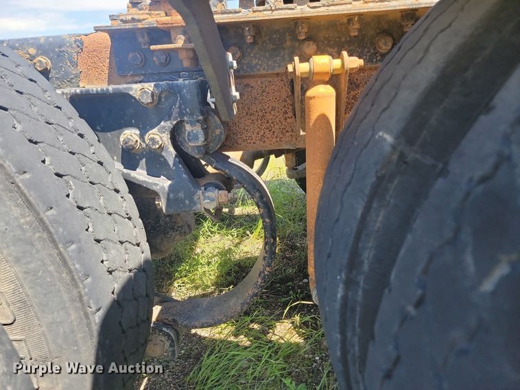 image for item NZ9974 2007 Kenworth  T800 semi truck