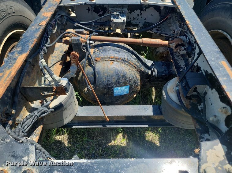 image for item NZ9974 2007 Kenworth  T800 semi truck