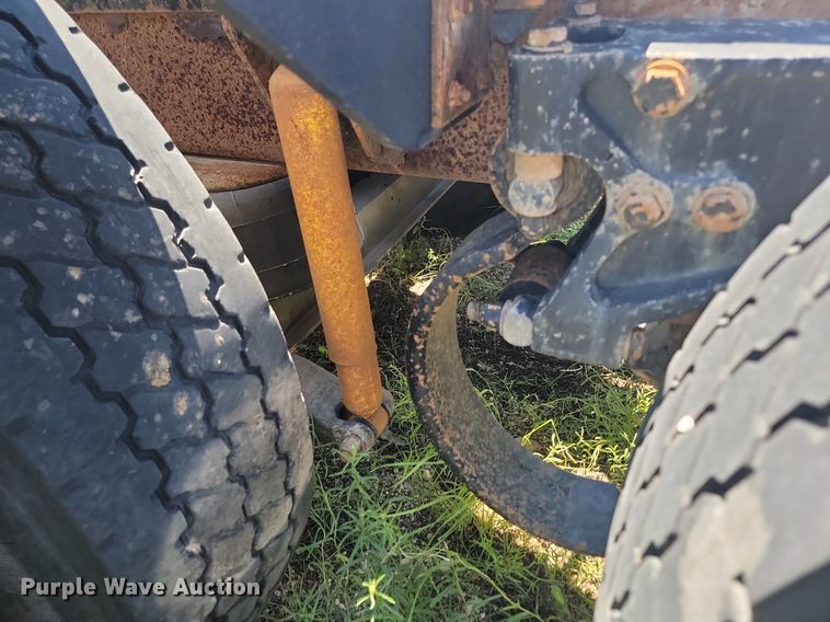 image for item NZ9974 2007 Kenworth  T800 semi truck