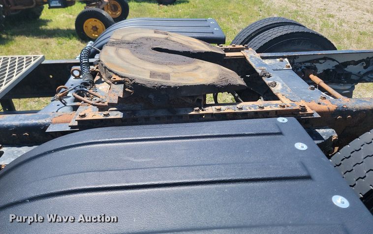 image for item NZ9974 2007 Kenworth  T800 semi truck