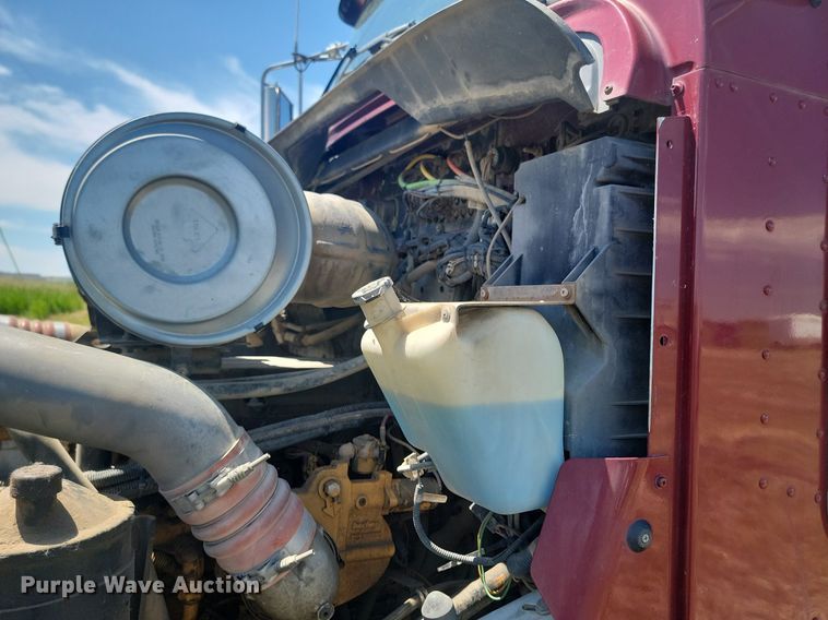 image for item NZ9974 2007 Kenworth  T800 semi truck