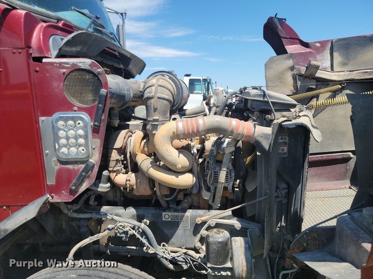 image for item NZ9974 2007 Kenworth  T800 semi truck