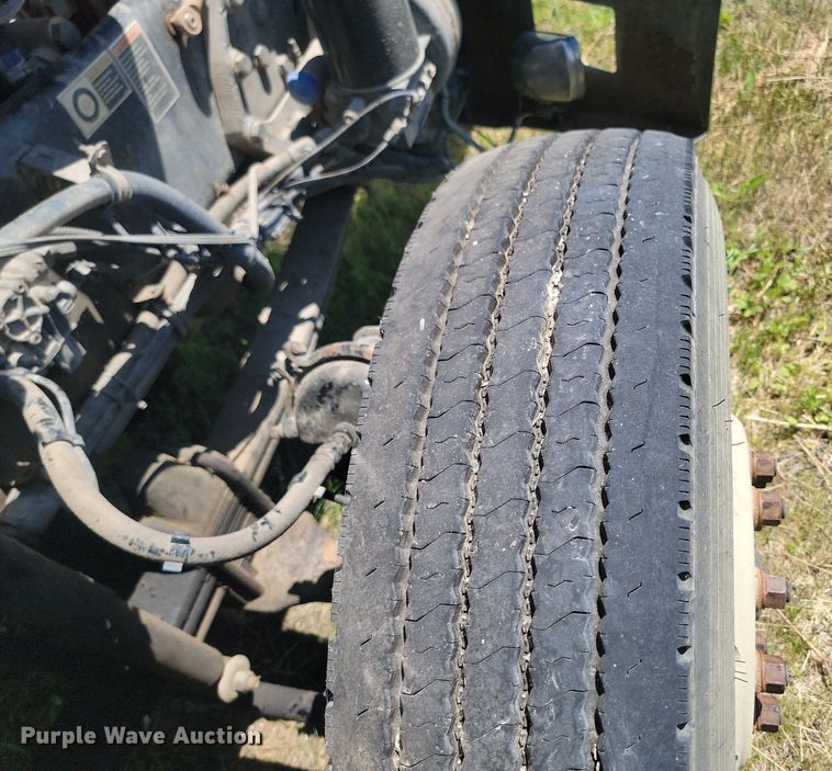 image for item NZ9974 2007 Kenworth  T800 semi truck