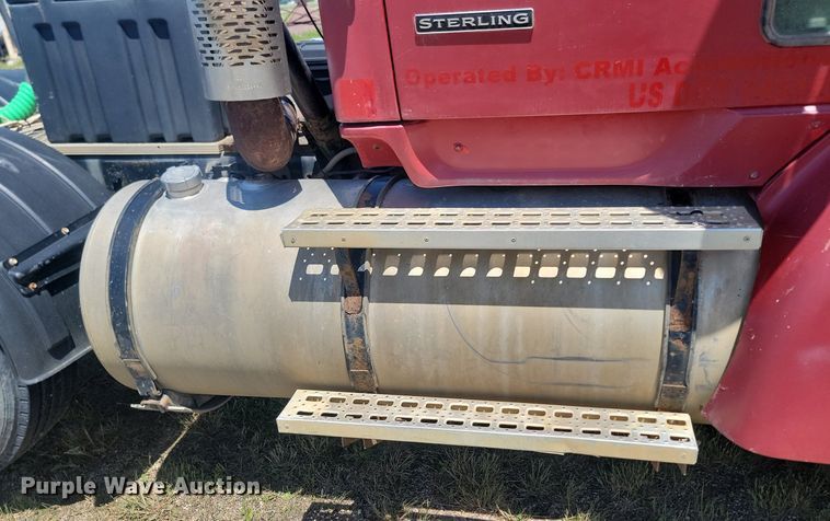 image for item NZ9975 2001 Sterling  AT9513 semi truck