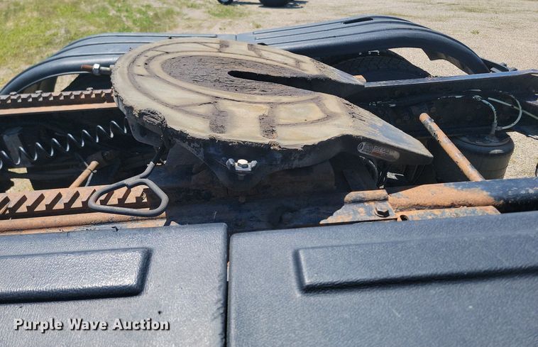 image for item NZ9975 2001 Sterling  AT9513 semi truck