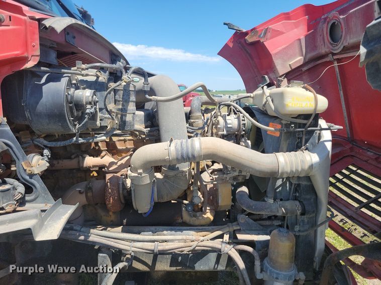 image for item NZ9975 2001 Sterling  AT9513 semi truck