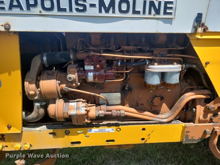 image for item NZ9976 1966 Minneapolis-Moline M670 tractor