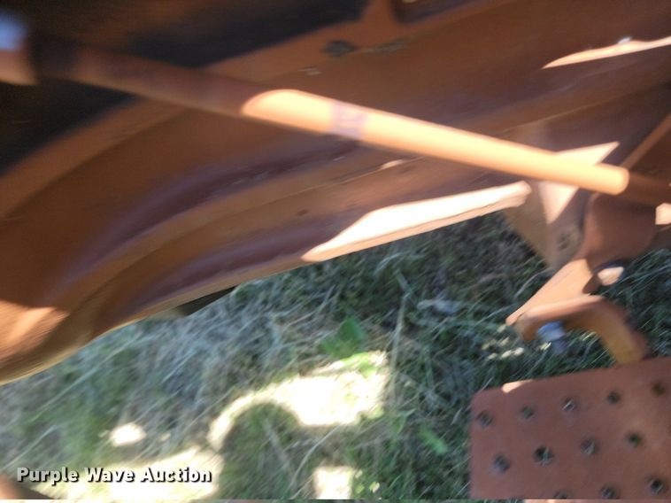 image for item NZ9976 1966 Minneapolis-Moline M670 tractor