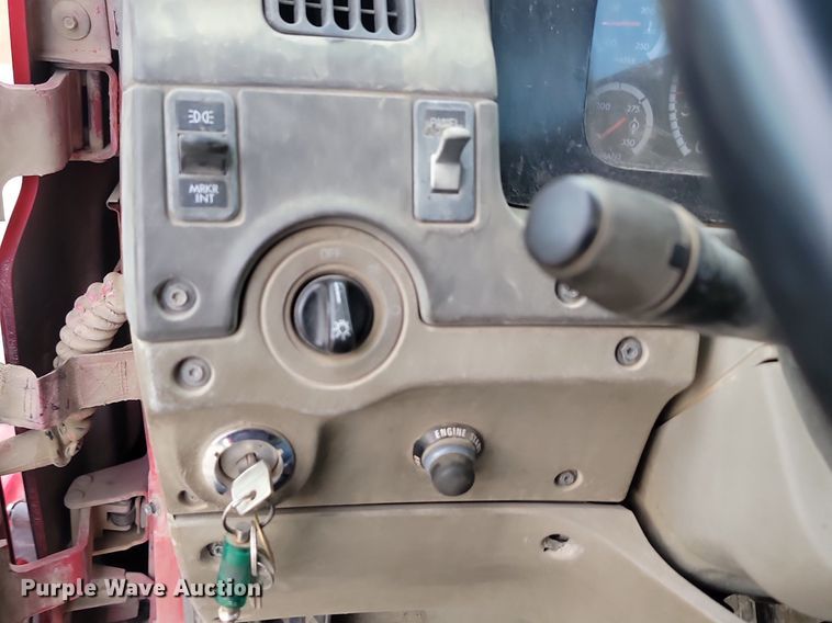 image for item NZ9980 2007 Sterling  LT9511 ready mix truck