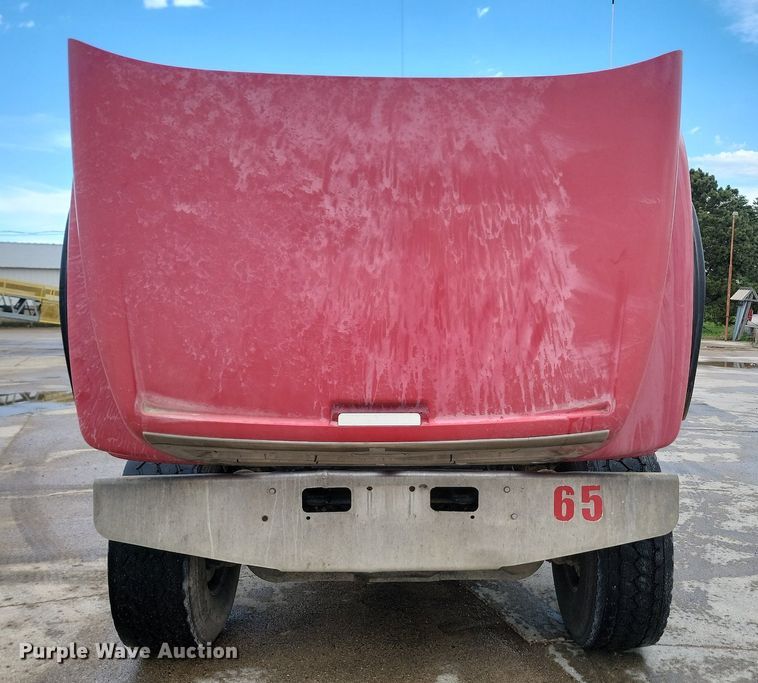 image for item NZ9980 2007 Sterling  LT9511 ready mix truck