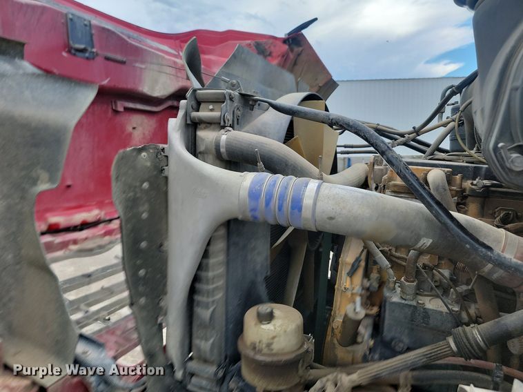 image for item NZ9980 2007 Sterling  LT9511 ready mix truck