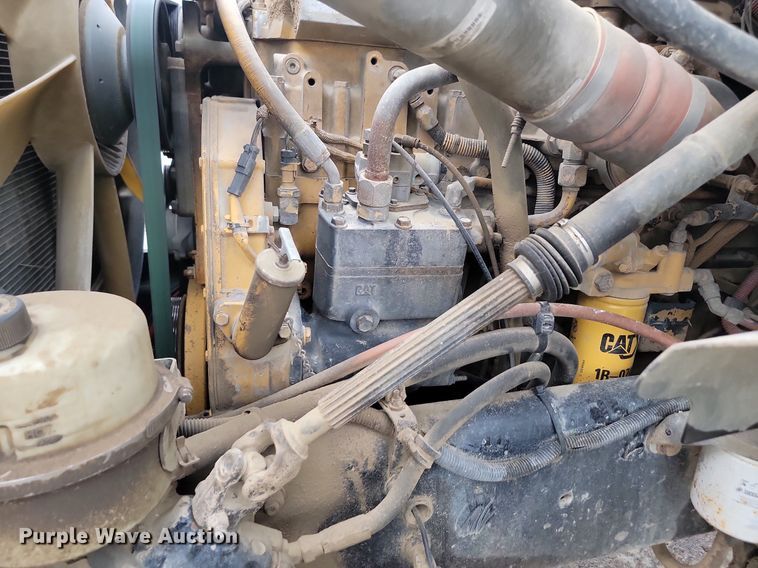 image for item NZ9980 2007 Sterling  LT9511 ready mix truck