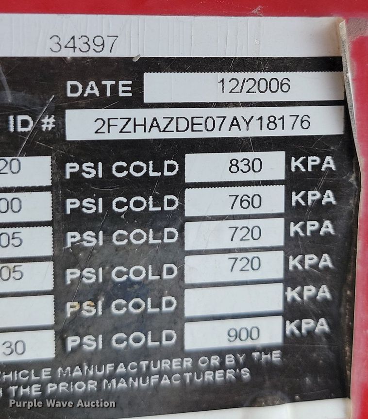 image for item NZ9980 2007 Sterling  LT9511 ready mix truck