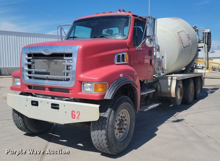 image for item NZ9981 2007 Sterling  LT9511 ready mix truck