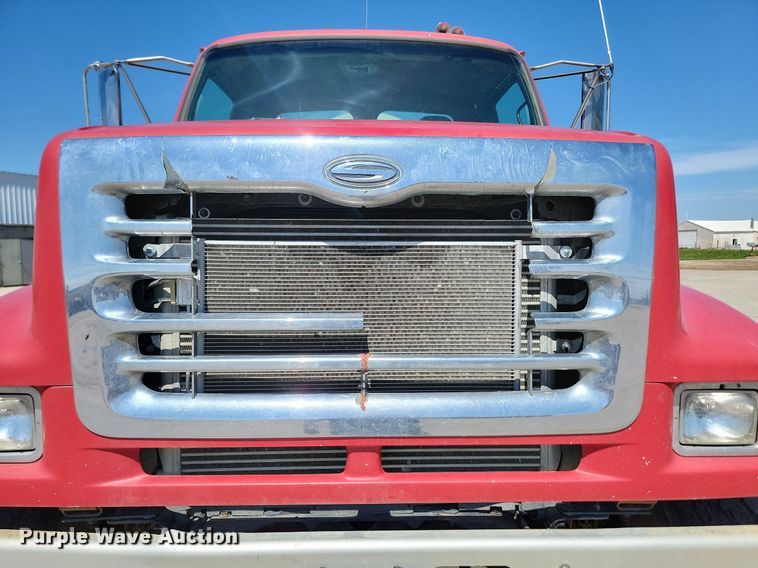 image for item NZ9981 2007 Sterling  LT9511 ready mix truck