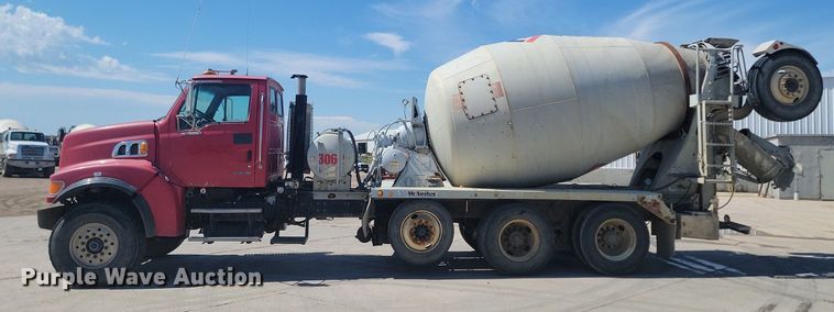 image for item NZ9981 2007 Sterling  LT9511 ready mix truck
