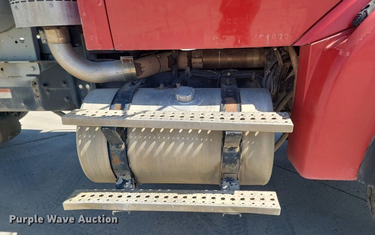 image for item NZ9981 2007 Sterling  LT9511 ready mix truck