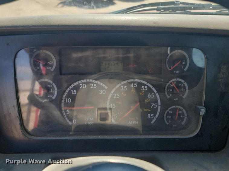 image for item NZ9981 2007 Sterling  LT9511 ready mix truck