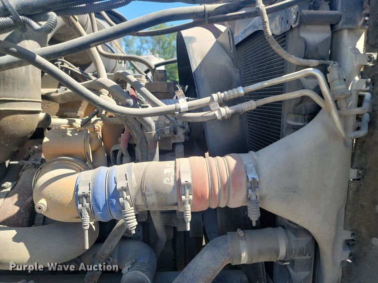 image for item NZ9981 2007 Sterling  LT9511 ready mix truck