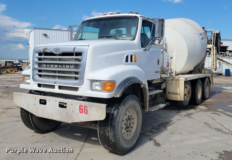 image for item NZ9982 2007 Sterling  LT9511 ready mix truck