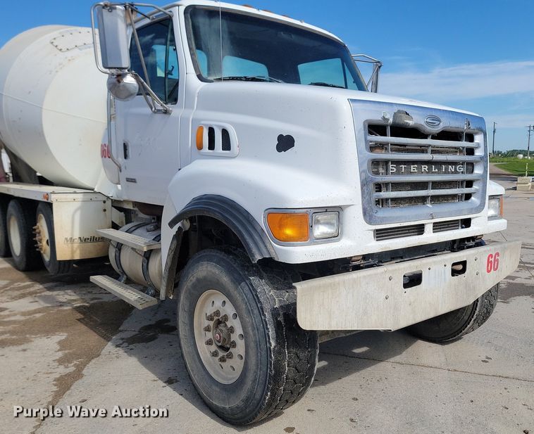image for item NZ9982 2007 Sterling  LT9511 ready mix truck