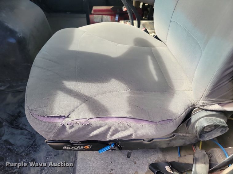 image for item NZ9982 2007 Sterling  LT9511 ready mix truck