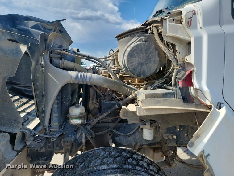 image for item NZ9982 2007 Sterling  LT9511 ready mix truck