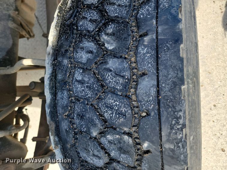 image for item NZ9982 2007 Sterling  LT9511 ready mix truck