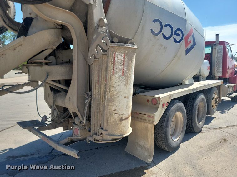 image for item NZ9983 2007 Sterling  LT9511 ready mix truck