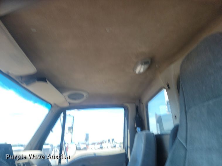 image for item NZ9983 2007 Sterling  LT9511 ready mix truck