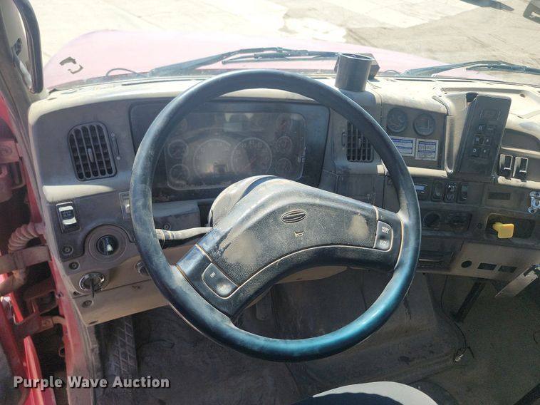 image for item NZ9983 2007 Sterling  LT9511 ready mix truck