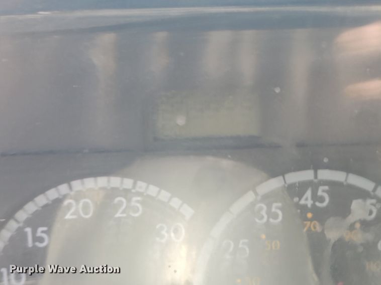 image for item NZ9983 2007 Sterling  LT9511 ready mix truck