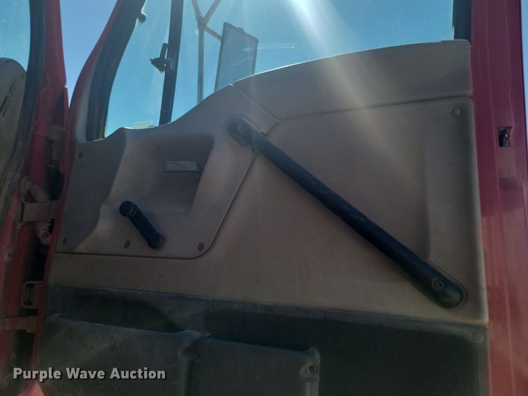 image for item NZ9983 2007 Sterling  LT9511 ready mix truck