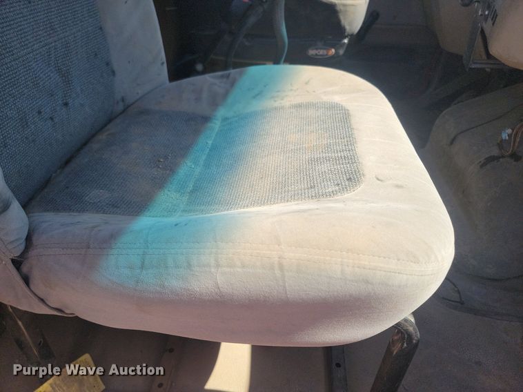 image for item NZ9983 2007 Sterling  LT9511 ready mix truck