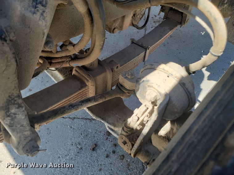 image for item NZ9983 2007 Sterling  LT9511 ready mix truck