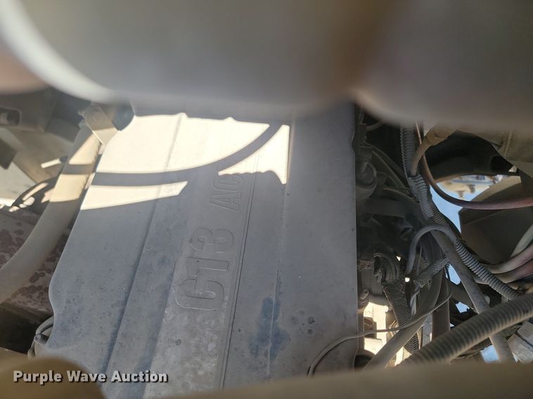 image for item NZ9983 2007 Sterling  LT9511 ready mix truck