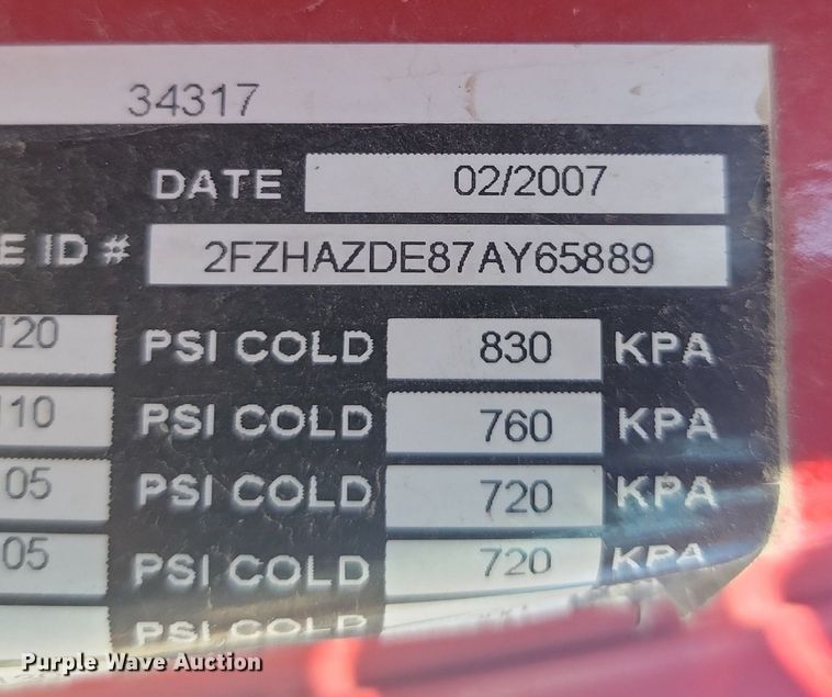 image for item NZ9983 2007 Sterling  LT9511 ready mix truck