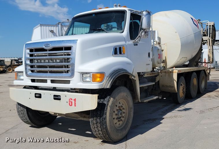 image for item NZ9984 2007 Sterling  LT9511 ready mix truck