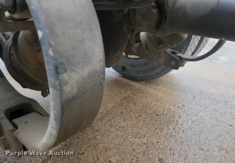 image for item NZ9985 2002 Peterbilt  378 semi truck