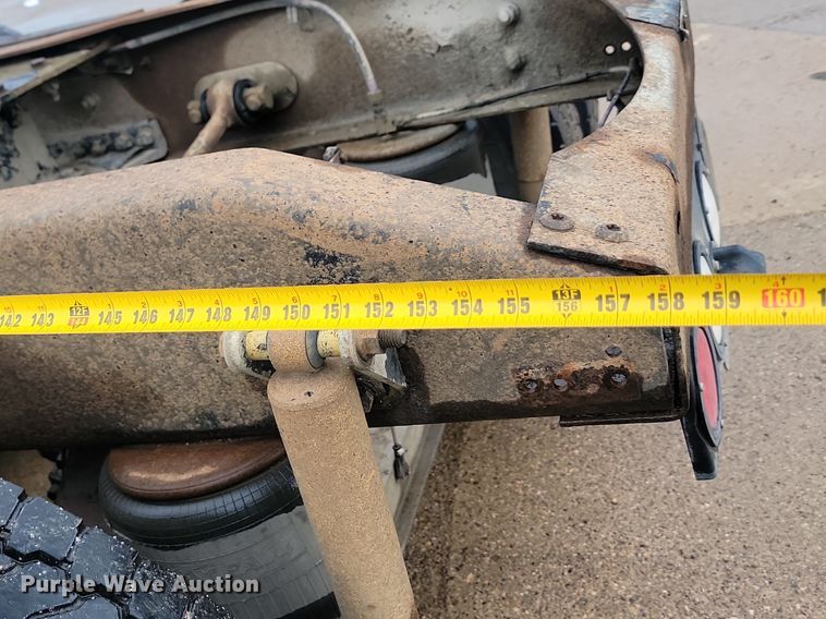 image for item NZ9985 2002 Peterbilt  378 semi truck