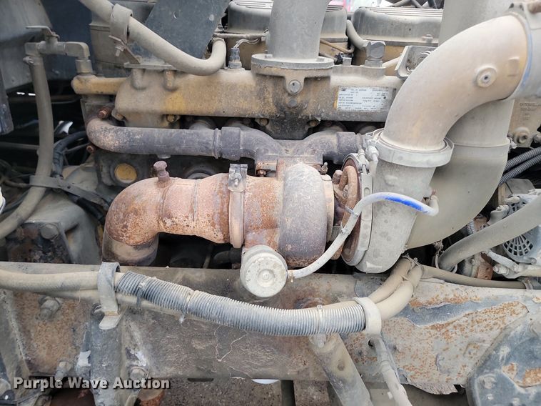 image for item NZ9985 2002 Peterbilt  378 semi truck