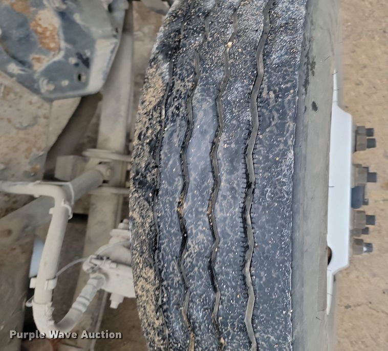 image for item NZ9985 2002 Peterbilt  378 semi truck