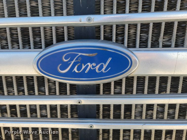 image for item NZ9986 1996 Ford  Aeromax L9000 dump truck