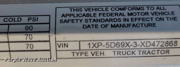 image for item NZ9987 1999 Peterbilt  379 semi truck