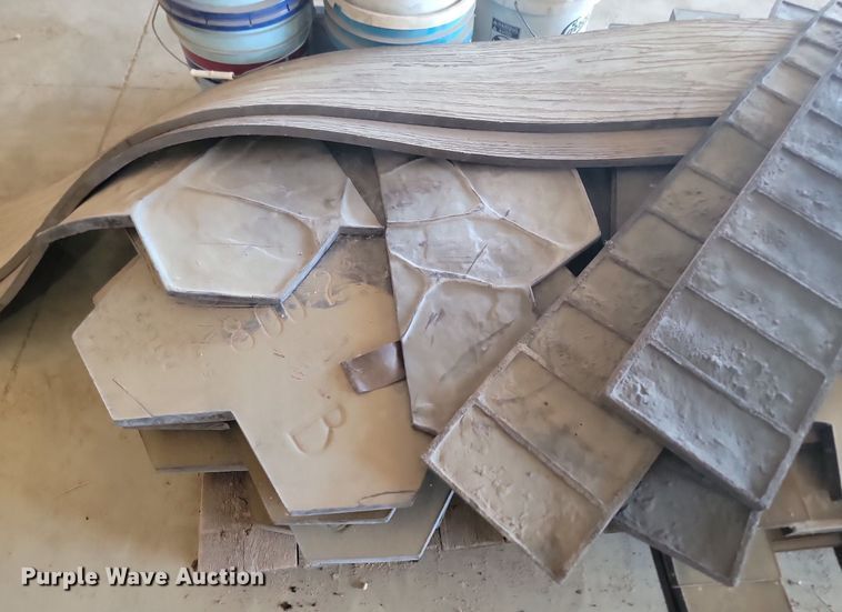 image for item NZ9993 Concrete equipment